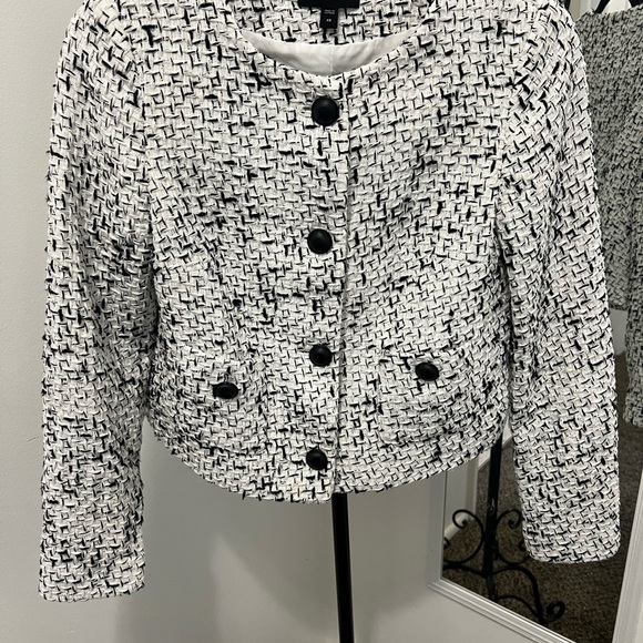 EXPRESS Women's Tweed Button-Up Jacket. #013 - Picture 3 of 6